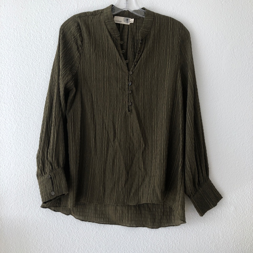 Everleigh Beautiful Olive Green Tunic Blouse SZ S  new without tags.